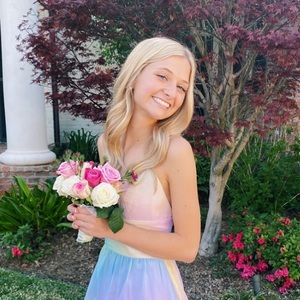 Meet your Posher, Olivia